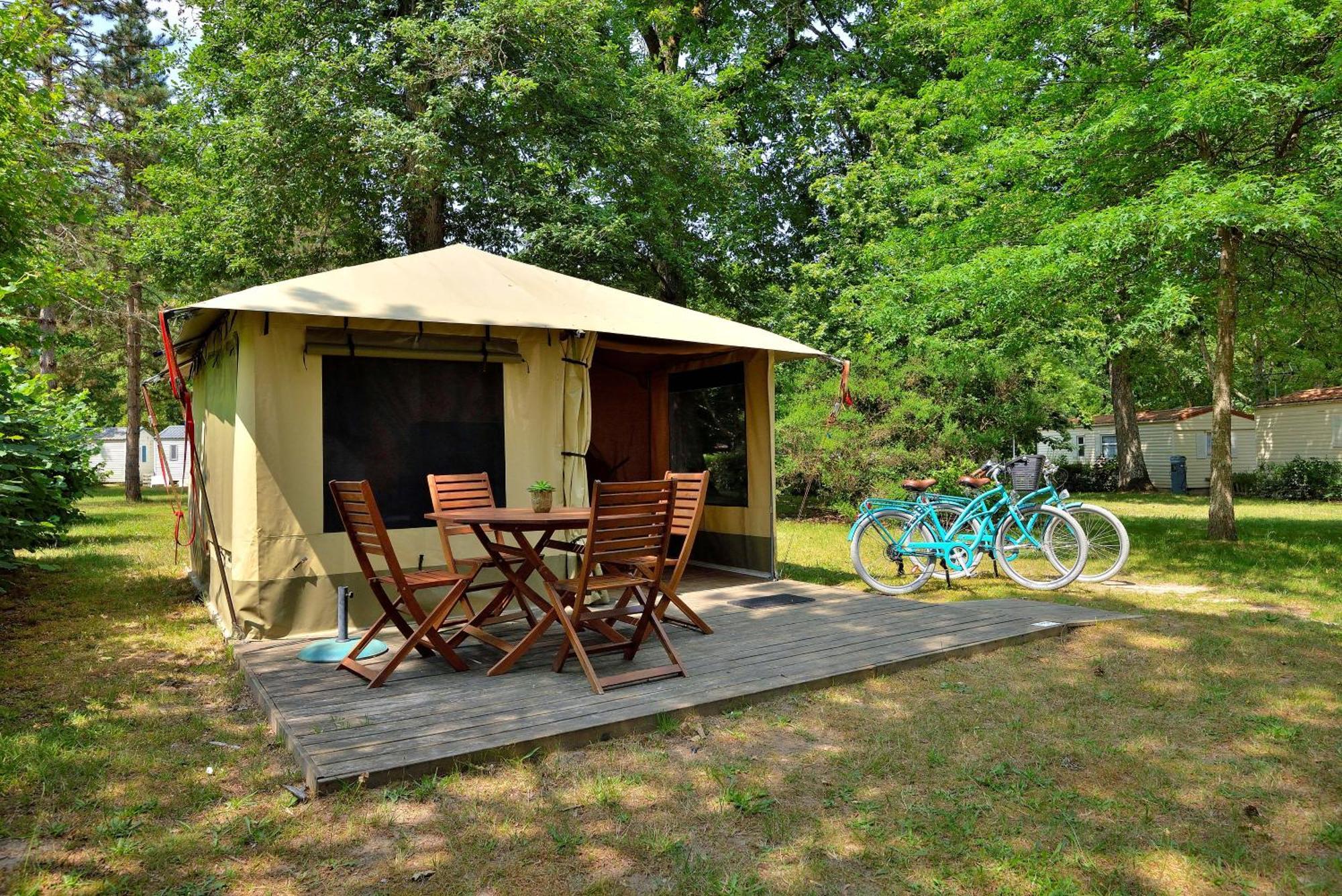 Etang De La Vallée Camping 3*